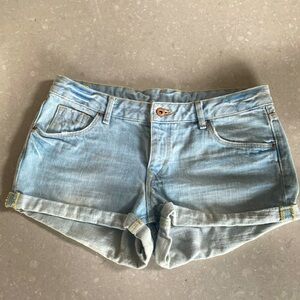 H&M divided jeans shorts